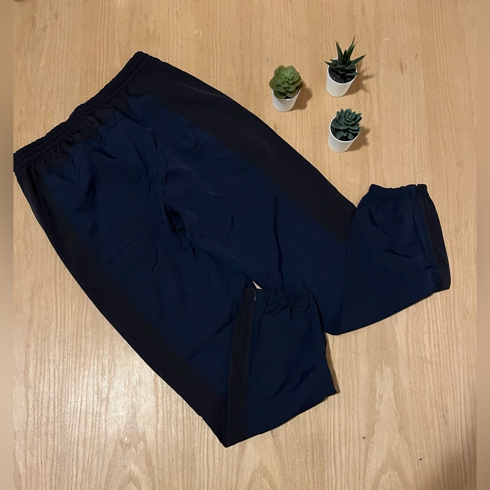 Lululemon Evergreen Track Pant - Picture 7 of 12